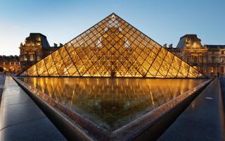 Louvre - istorija izgradnje